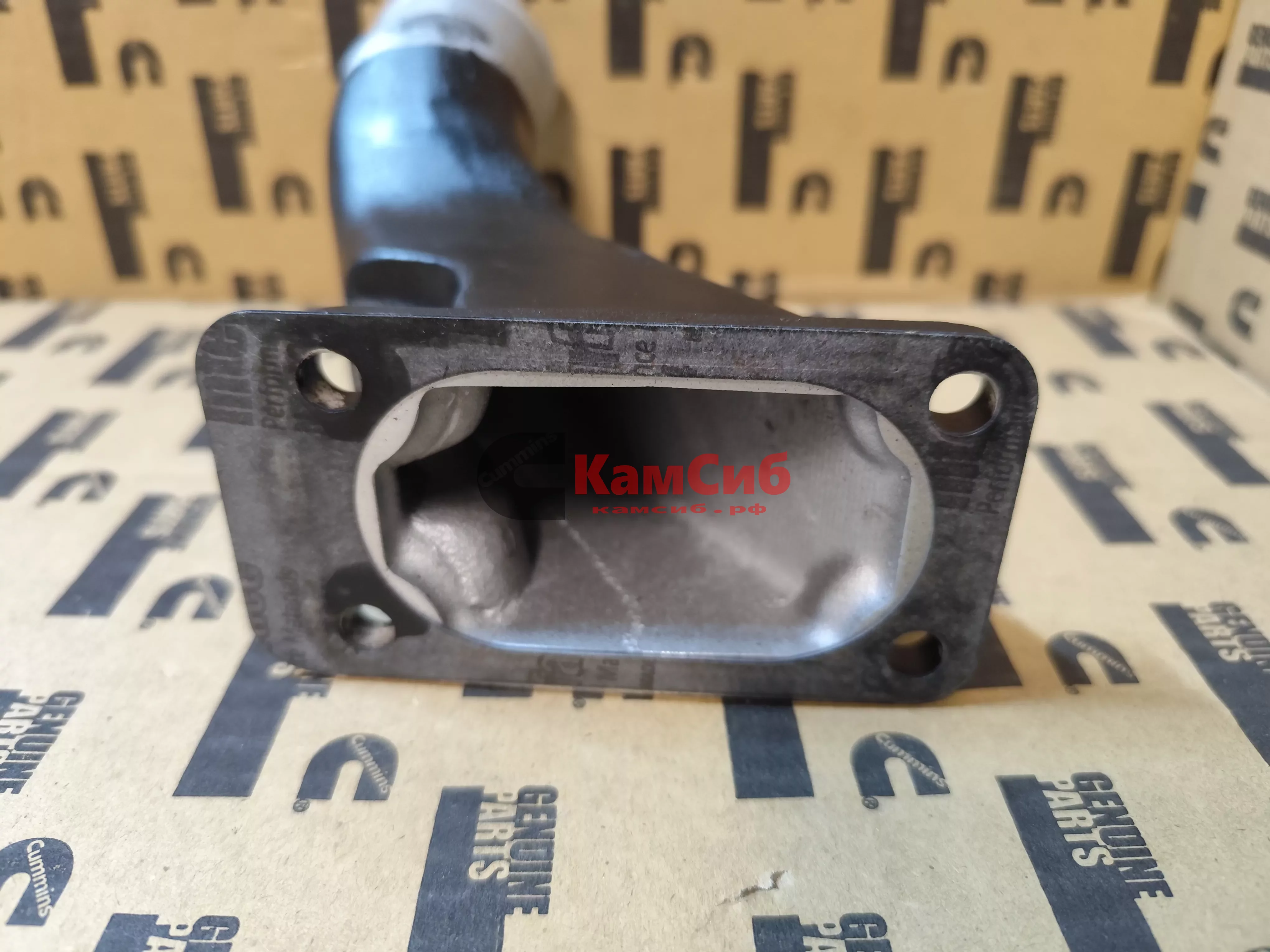 Патрубок впускной для охладителя наддувочного воздуха 6BT(3919806)/ССНД