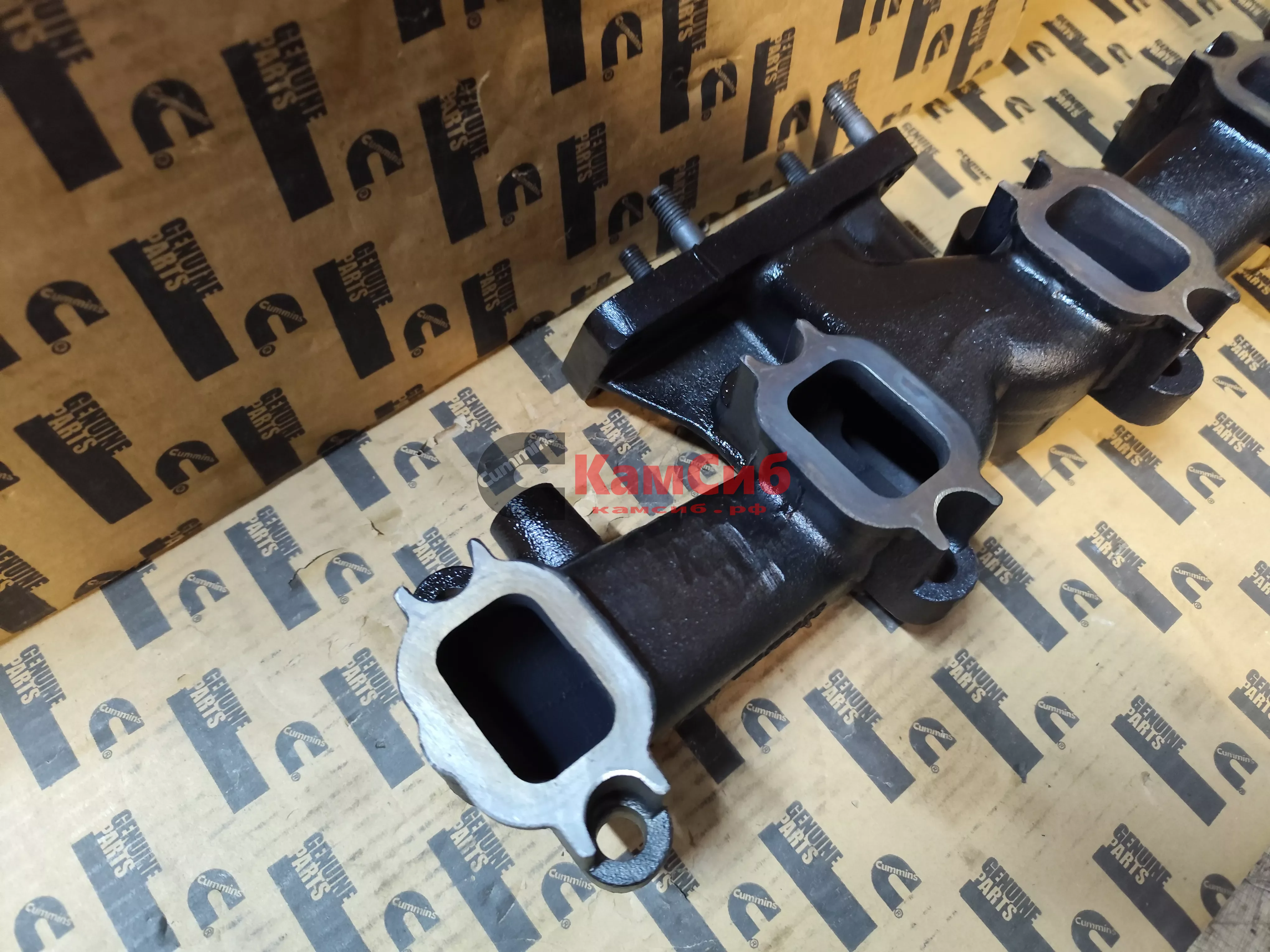 Коллектор выпускной 6ВТ/крепление под ТКР скраю