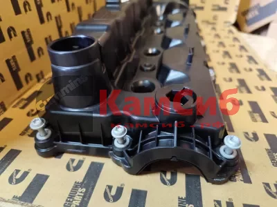 Крышка клапанов/G21